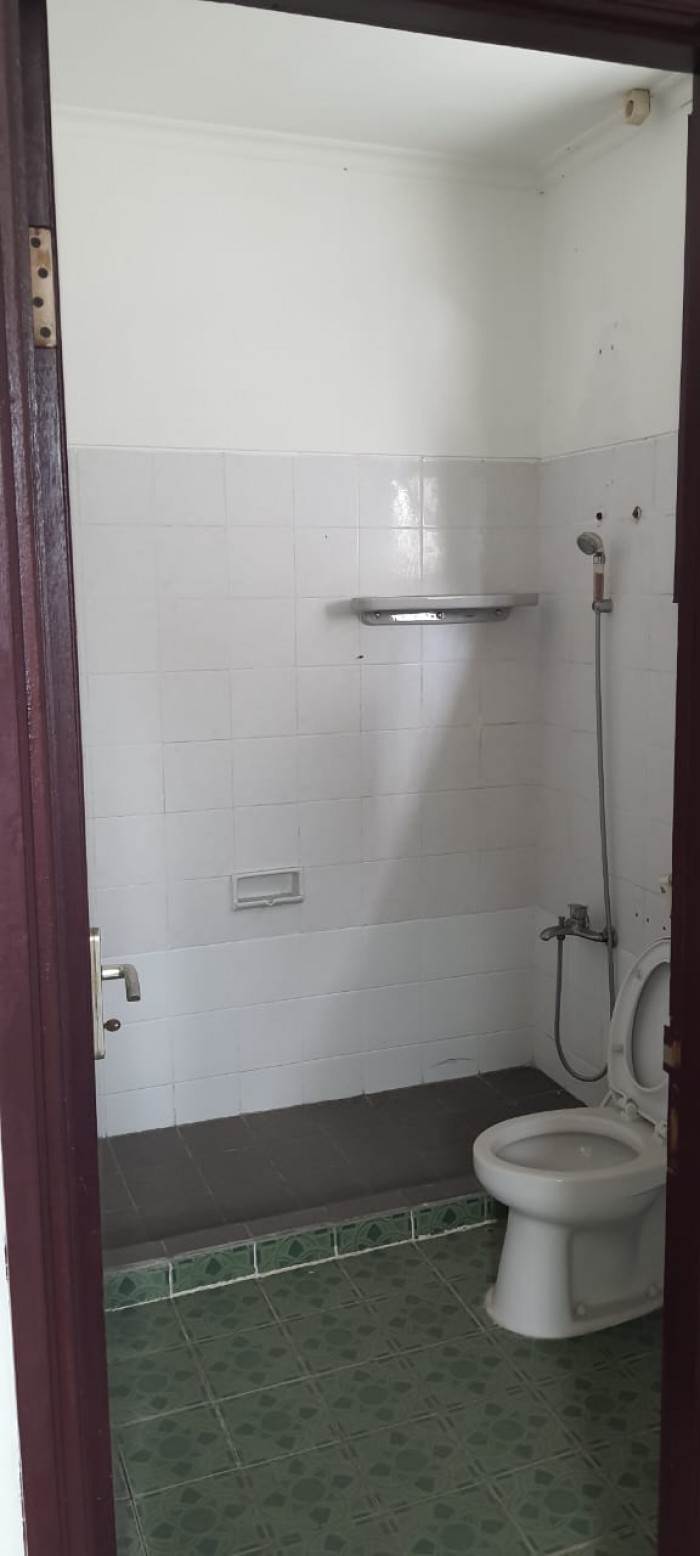 Rumah disewakan di Beverly Lippo Cikarang